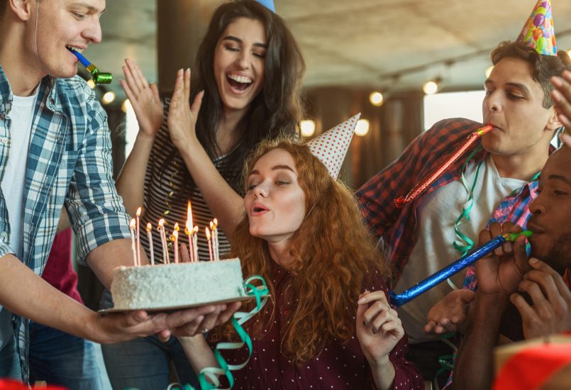 5 Pomysłów na Wyjątkowe Urodziny w Salonty: Jak zorganizować niezapomniane przyjęcie dla bliskich