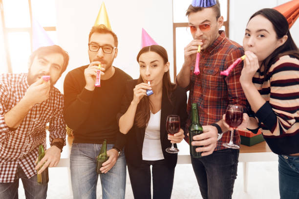 6 Kreatywnych Pomysłów na Tematyczne Imprezy Firmowe w Salonty