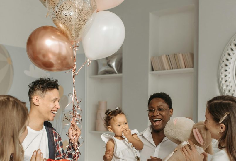 Jak Zorganizować Idealne Przyjęcie Rodzinne w Salonty: Przewodnik po Sukcesie